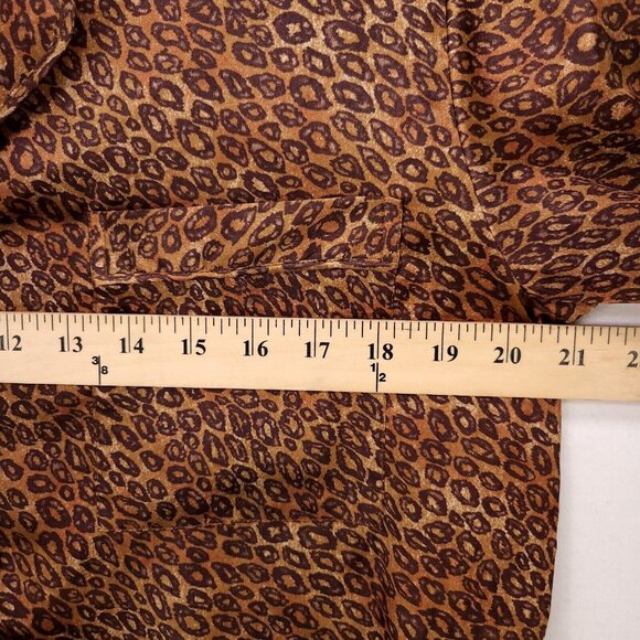 Victoria's Secret Pajama Top Size Small Long Sleeve Button Up Animal Print Satin - Picture 9 of 10